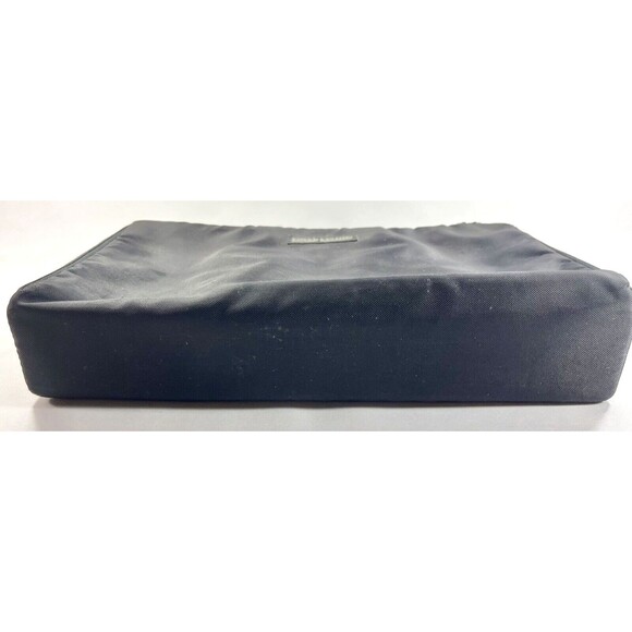 Vintage Case Logic 30 Cassette Tape Black Carrying Case with Adjustable Strap - Picture 4 of 10